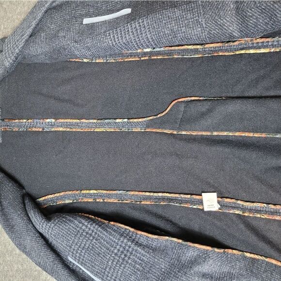 Robert Graham Gray Houndstooth Blazer - Picture 10 of 16